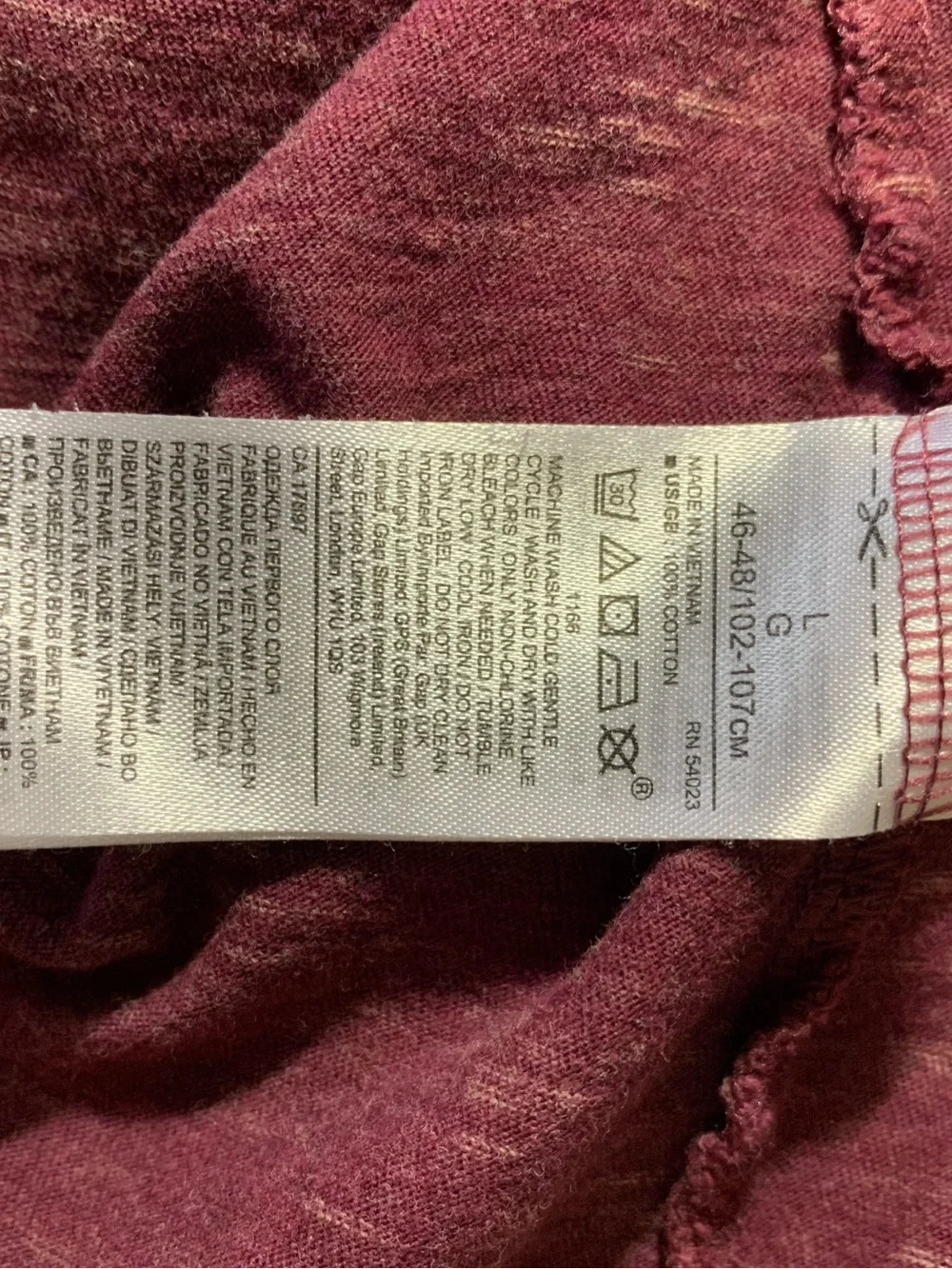 Banana Republic Men's Maroon Heather Crew Tee